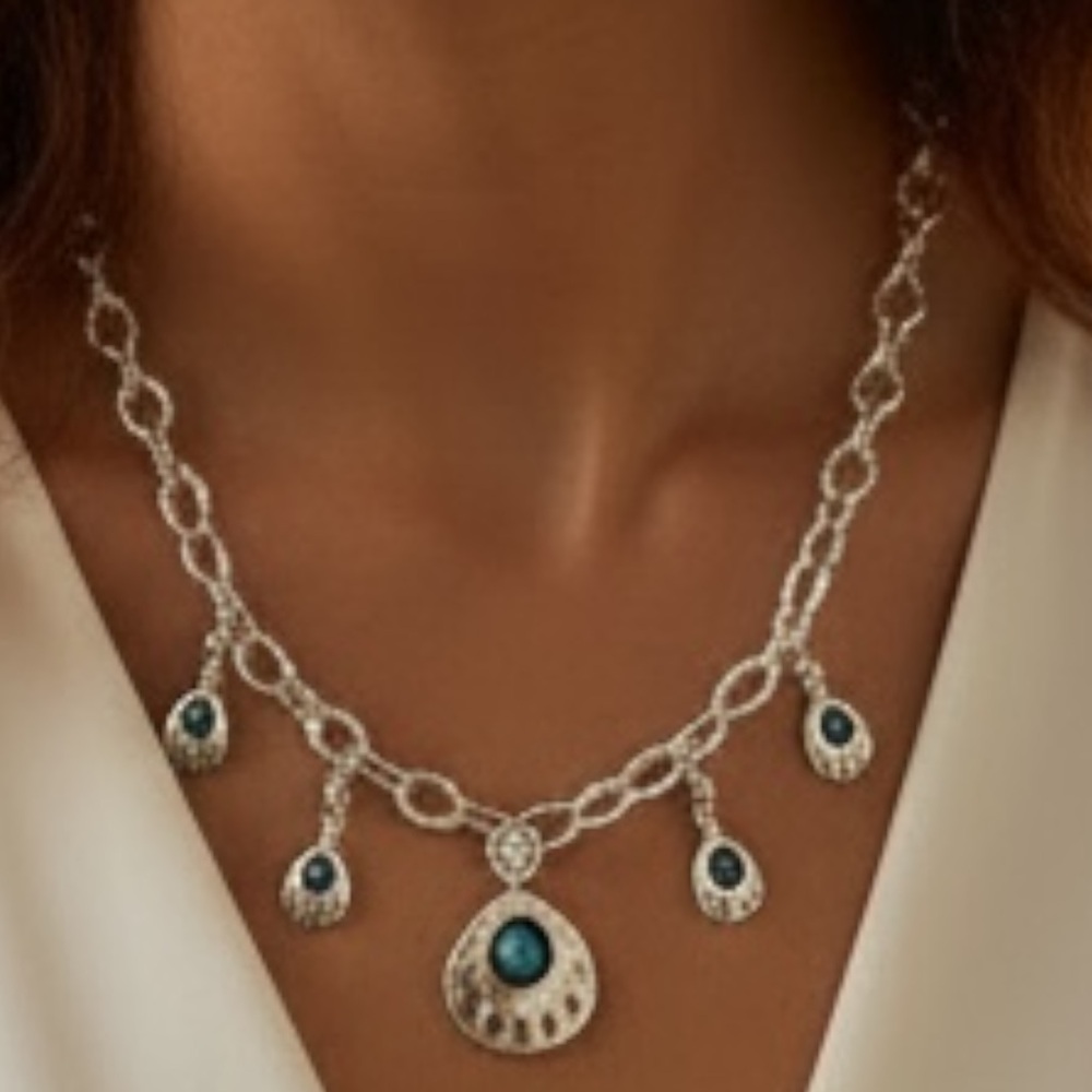 Native American Navajo Style Sterling Silver Turquoise Bear Paw Pendant Necklace - Picture 2 of 3